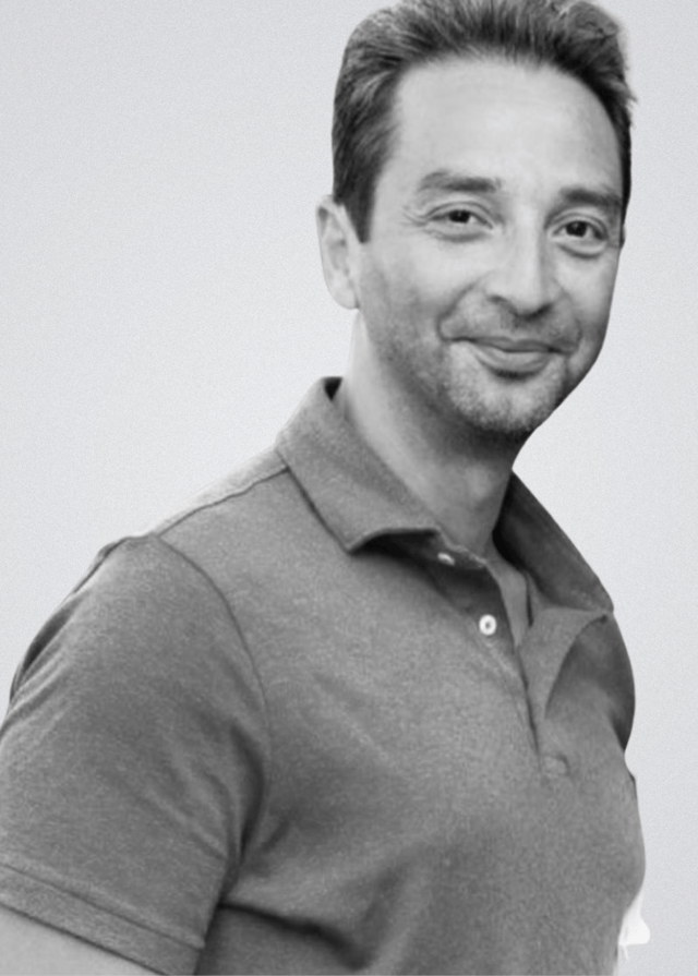 Reza Shahidi